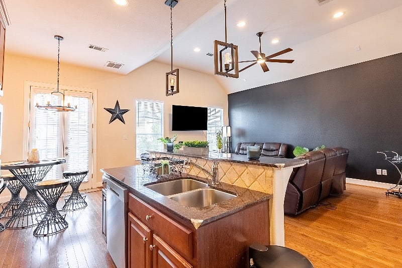 Furnished Finder property 369295_1 photo 12