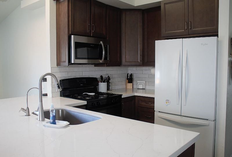 Furnished Finder property 369369_1 photo 4