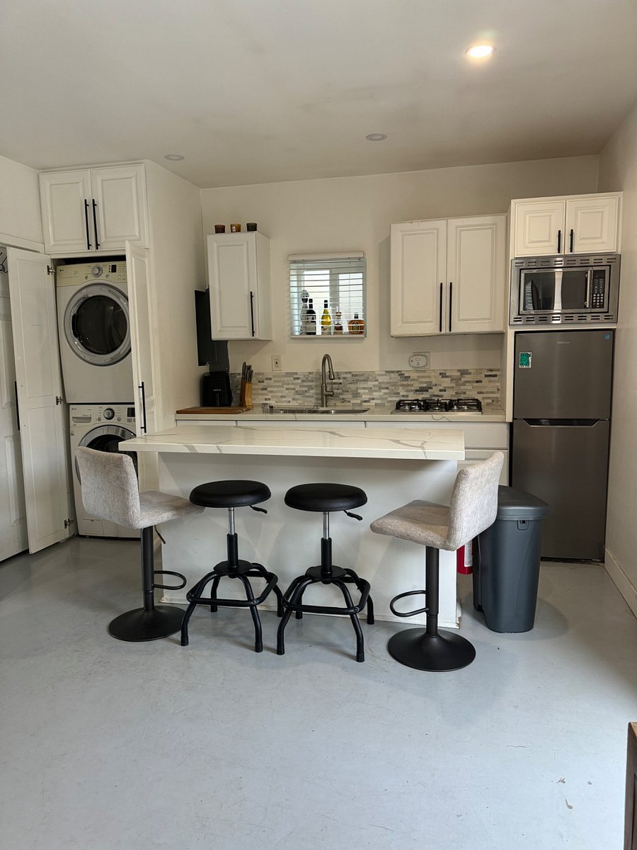 Furnished Finder property 369463_1 photo 6