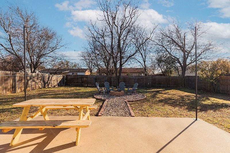 Enjoy summer evenings on the picnic bench under the patio lights