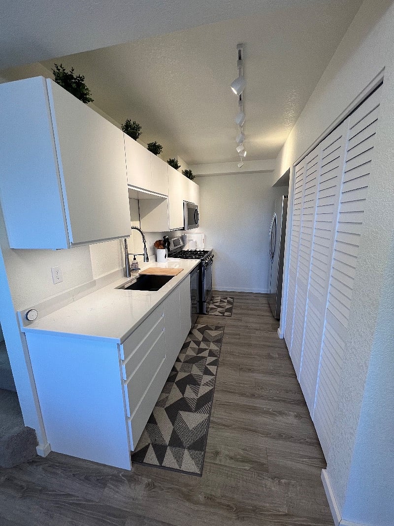 Furnished Finder property 369513_1 photo 5