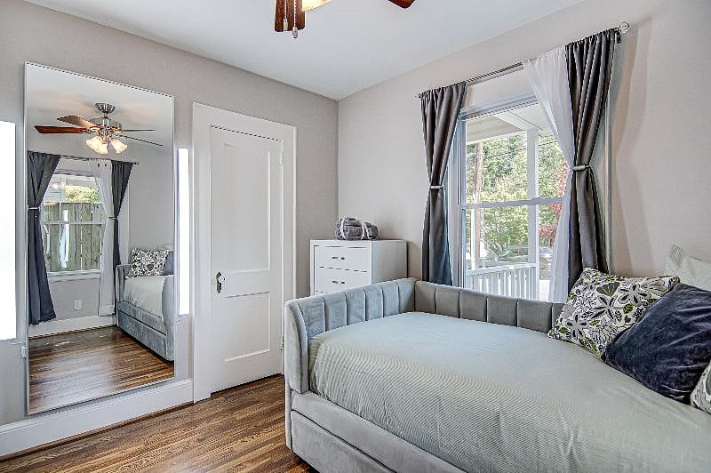 Sunrise Bedroom | Full length lighted mirror, a small closet and a 5-drawer chest