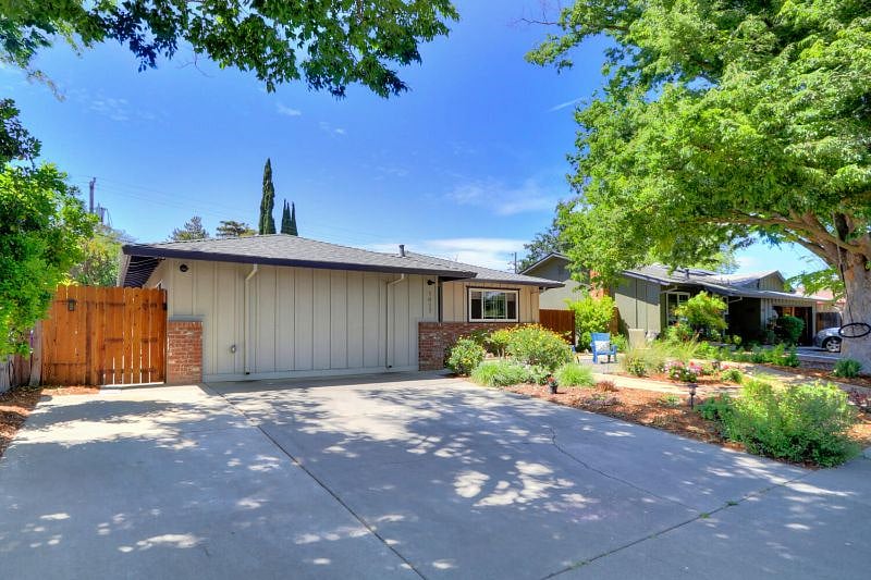 Furnished Finder property 369541_1 photo 2