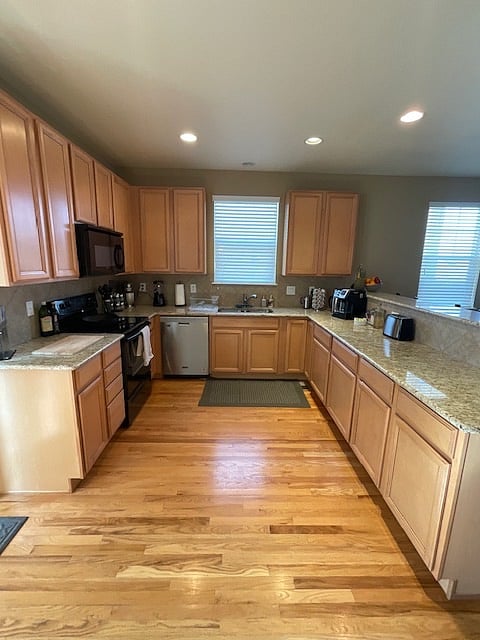 Furnished Finder property 369662_1 photo 31
