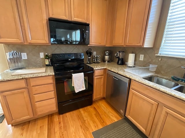 Furnished Finder property 369662_1 photo 33