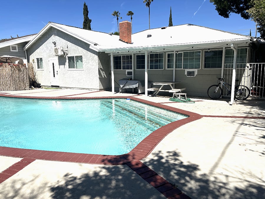 Furnished Finder property 369680_4 photo 2
