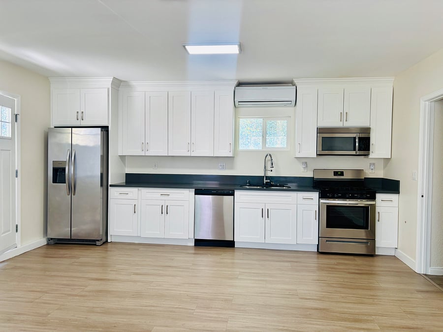 Furnished Finder property 369680_4 photo 7