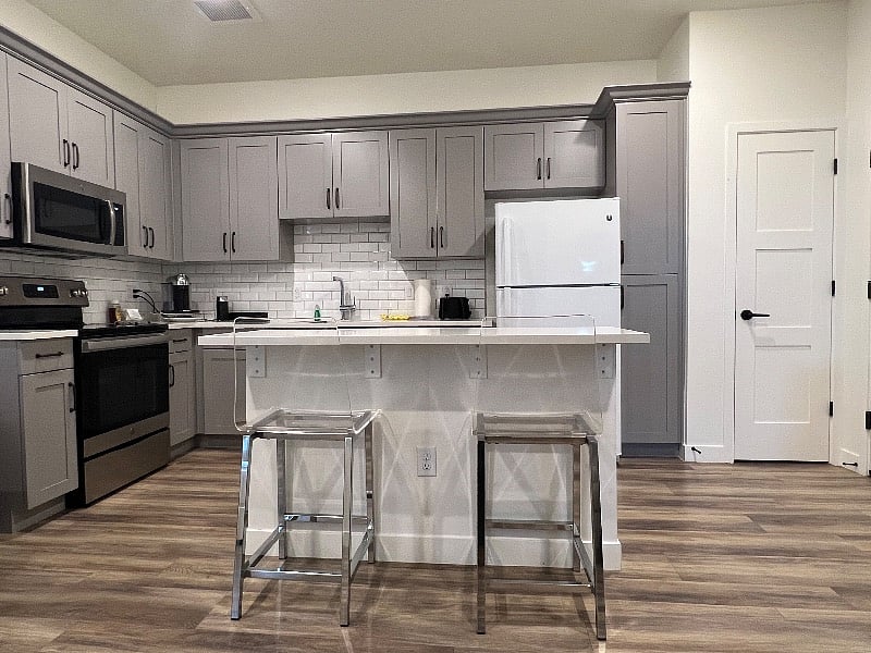 Furnished Finder property 369693_1 photo 6
