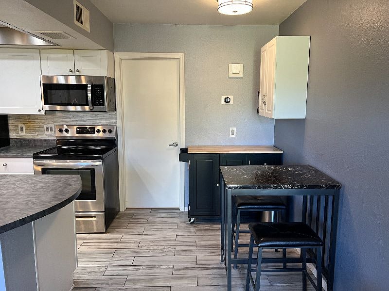 Furnished Finder property 369724_2 photo 5