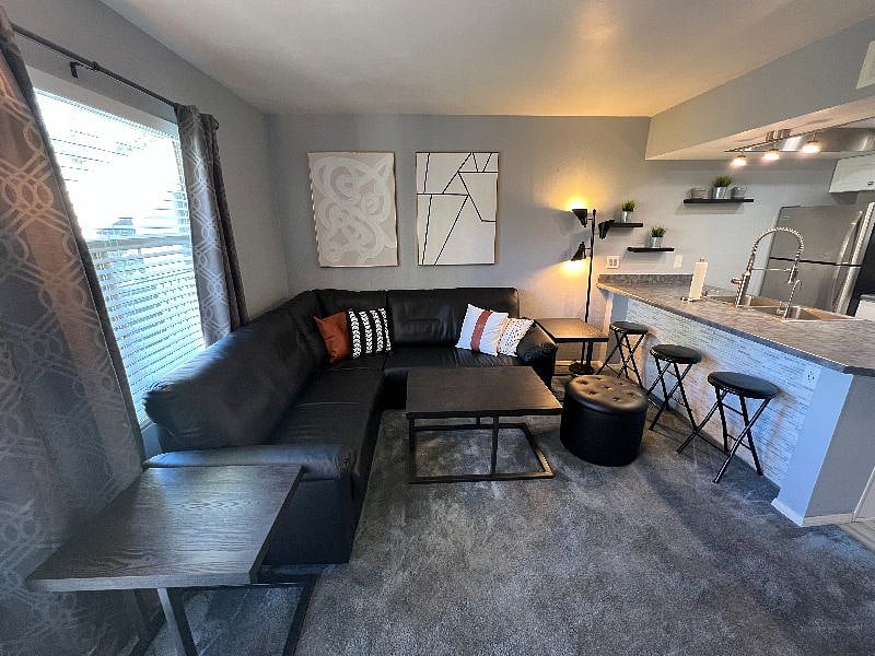 Furnished Finder property 369724_2 photo 7