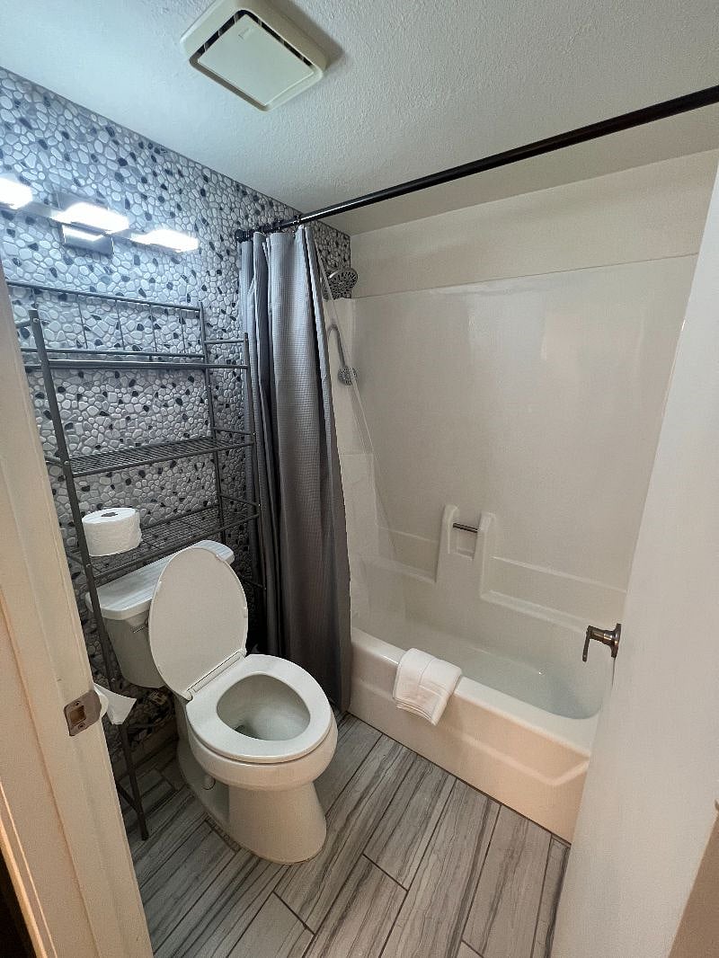 Furnished Finder property 369724_2 photo 10
