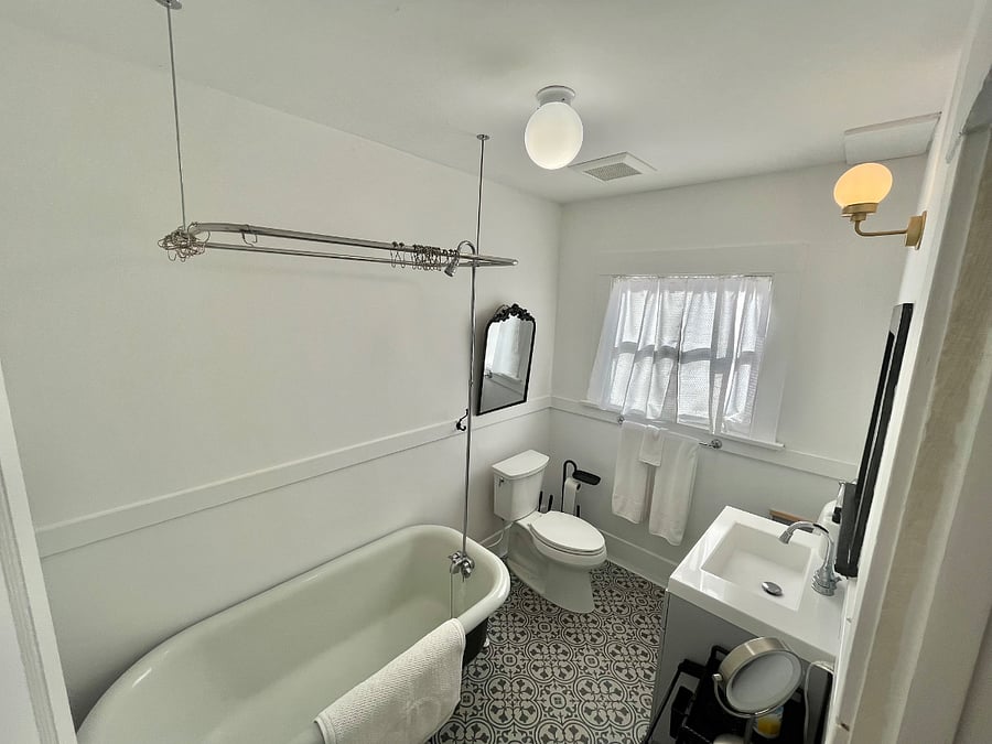 Furnished Finder property 369739_2 photo 17
