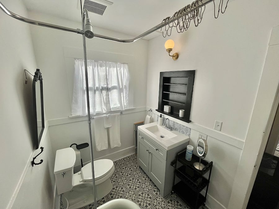 Furnished Finder property 369739_2 photo 18