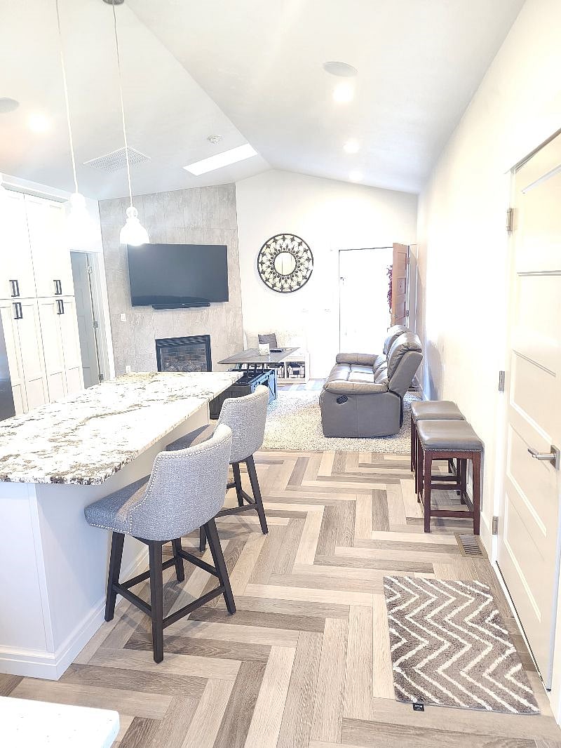 Furnished Finder property 369787_1 photo 4