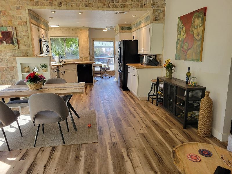 Furnished Finder property 369895_1 photo 10