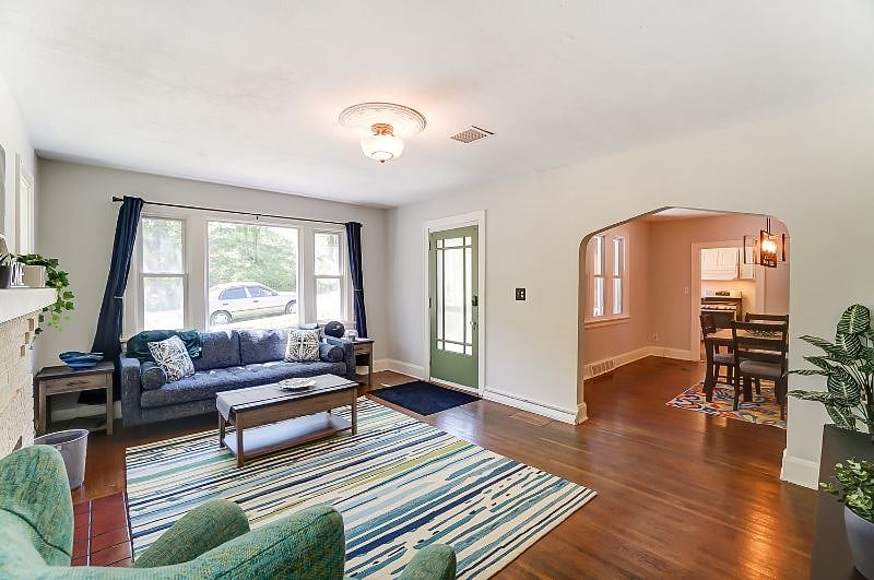 Furnished Finder property 369954_1 photo 5