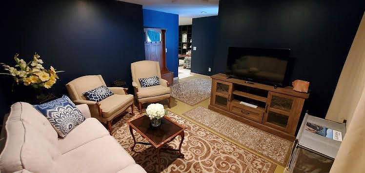 Living room to the hallway.