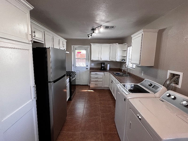 Furnished Finder property 369990_1 photo 8
