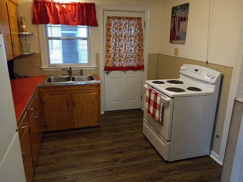 Furnished Finder property 370006_1 photo 4