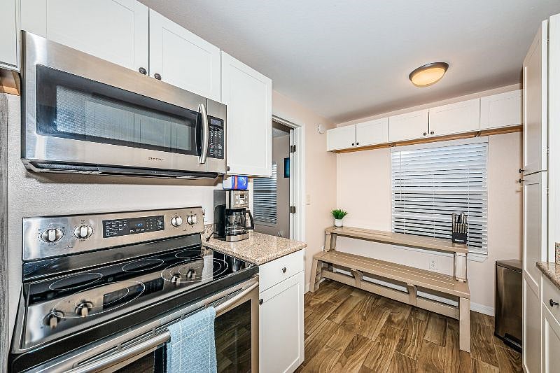 Furnished Finder property 370025_1 photo 11