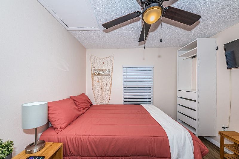 Furnished Finder property 370025_1 photo 22