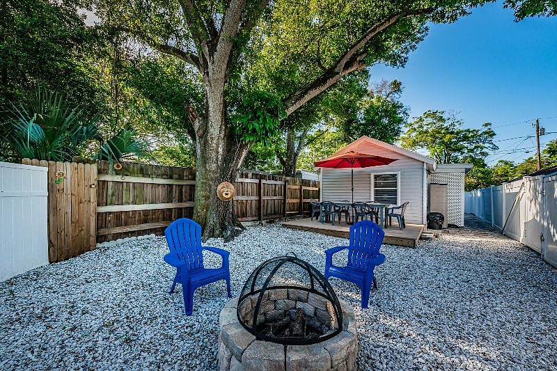 Furnished Finder property 370025_1 photo 32