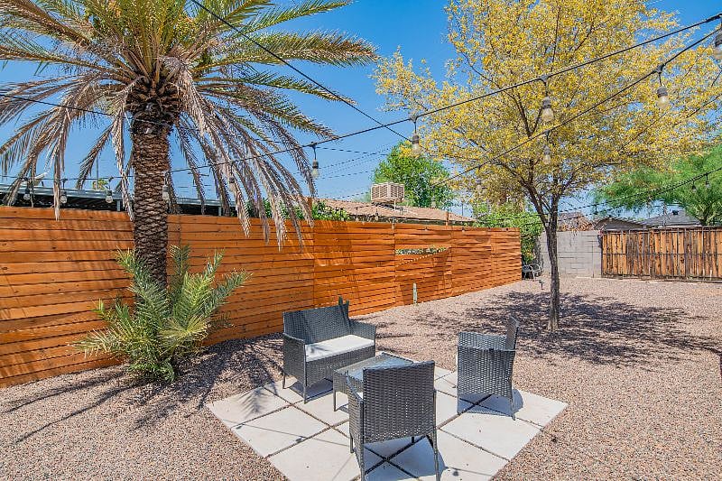 Furnished Finder property 370028_1 photo 24