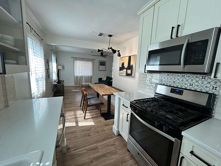 Furnished Finder property 370028_1 photo 6