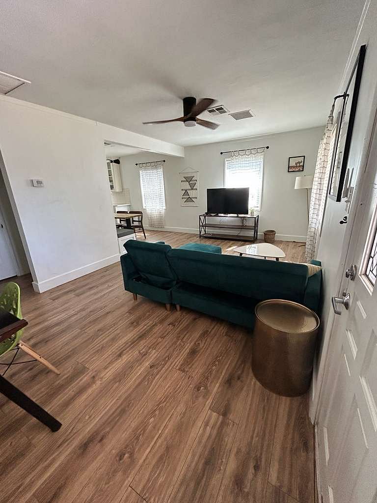 Furnished Finder property 370028_1 photo 13