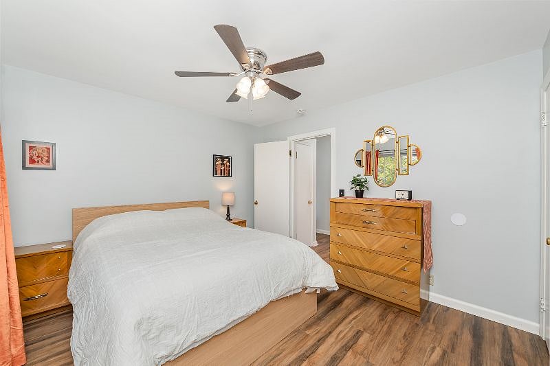 Sleep soundly on a comfortable queen bed