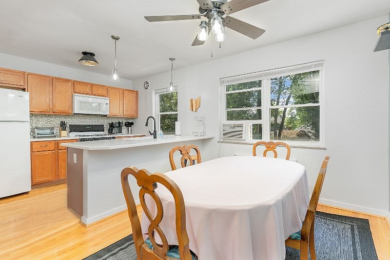 Furnished Finder property 370068_2 photo 5