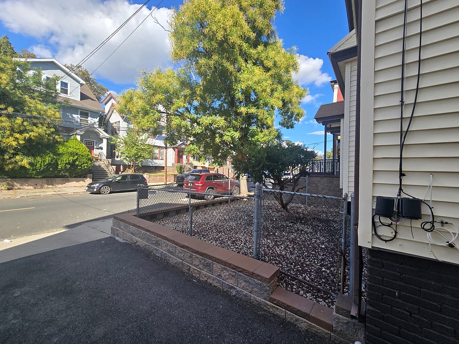Furnished Finder property 370142_2 photo 18