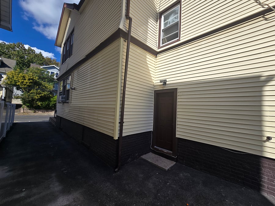 Furnished Finder property 370142_3 photo 26