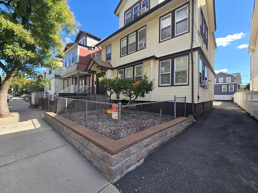 Furnished Finder property 370142_3 photo 22