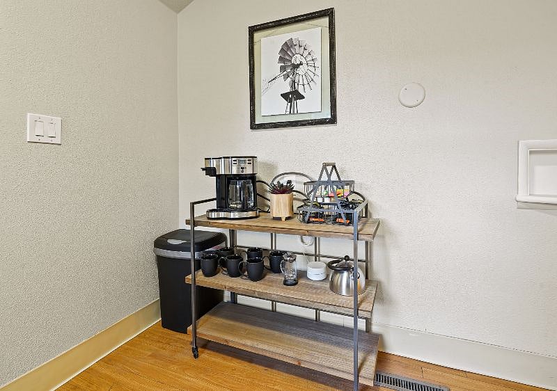 Furnished Finder property 370143_1 photo 14