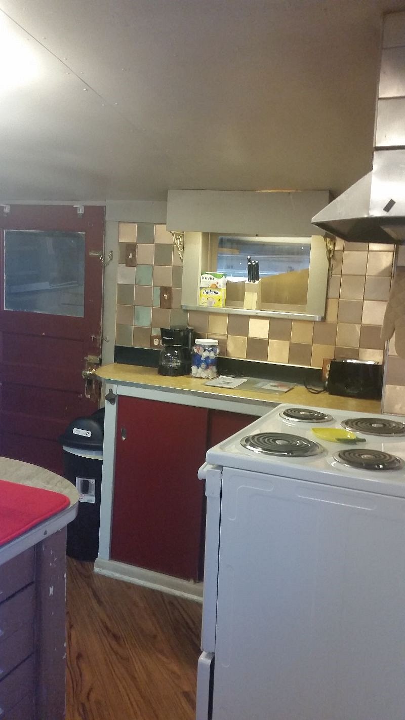 Furnished Finder property 370230_1 photo 14
