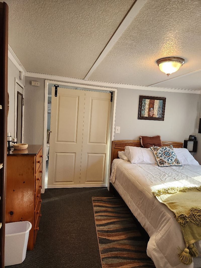 Furnished Finder property 370230_1 photo 23