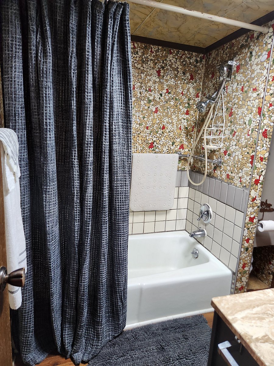 Furnished Finder property 370230_1 photo 29