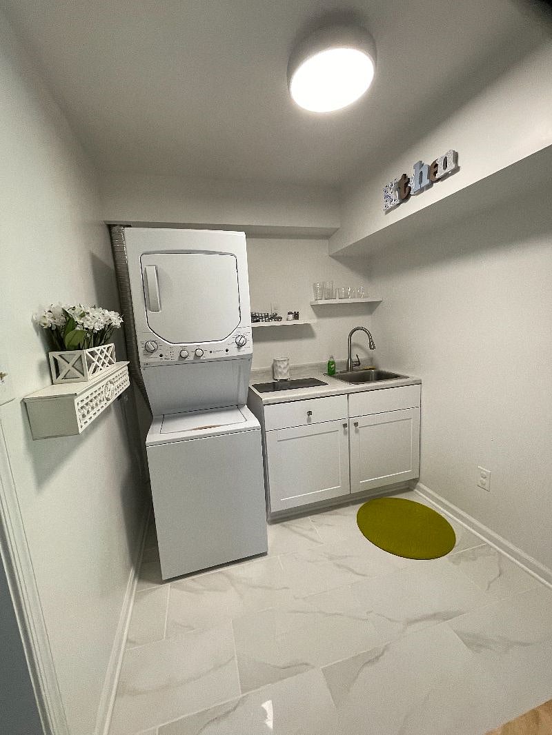 Furnished Finder property 370237_1 photo 32