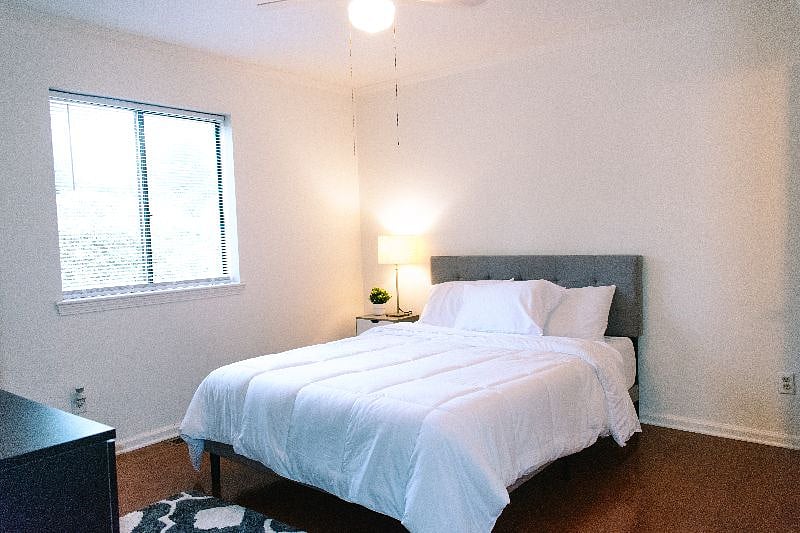Furnished Finder property 370243_1 photo 8