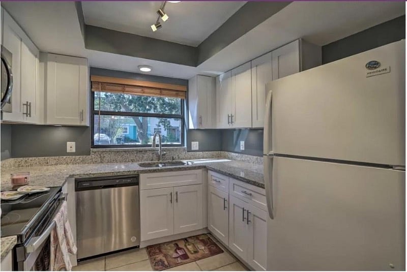 Furnished Finder property 370297_1 photo 6