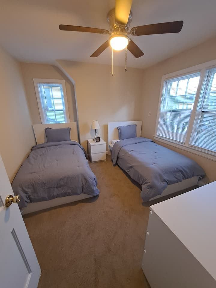 Upstairs Bedroom Twin Beds