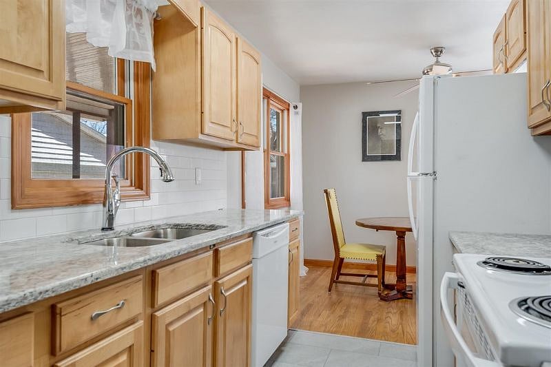 Furnished Finder property 370334_1 photo 4