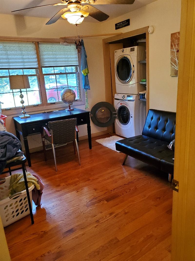 Laundry room/ desk
