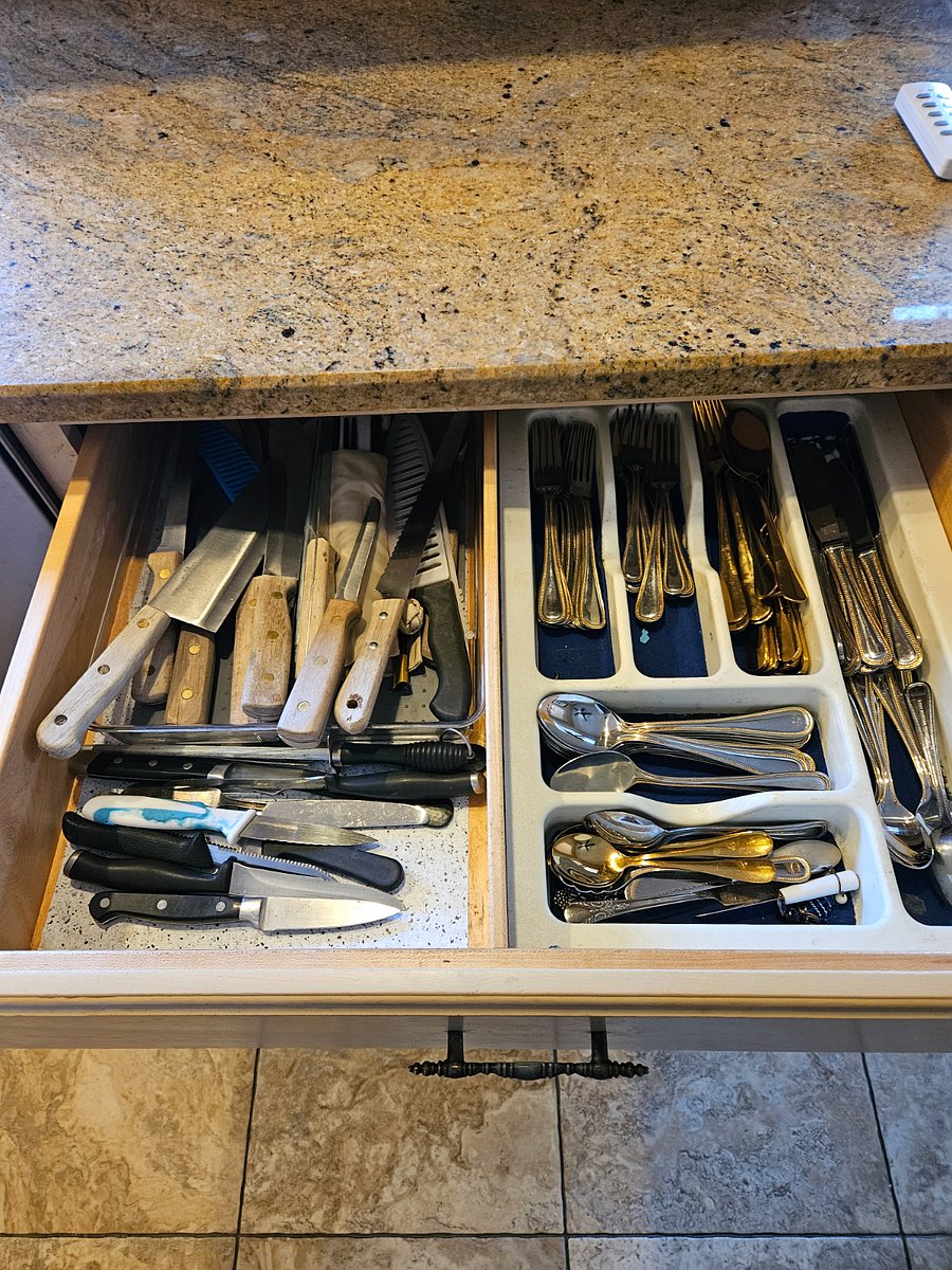 Silverware drawer