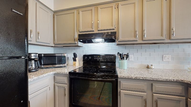Furnished Finder property 370393_1 photo 6