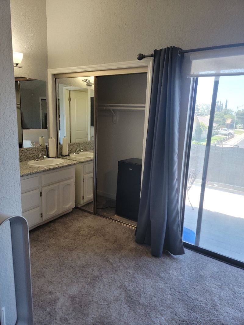 Furnished Finder property 370430_1 photo 6