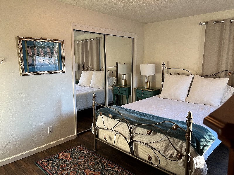 Furnished Finder property 370460_1 photo 2