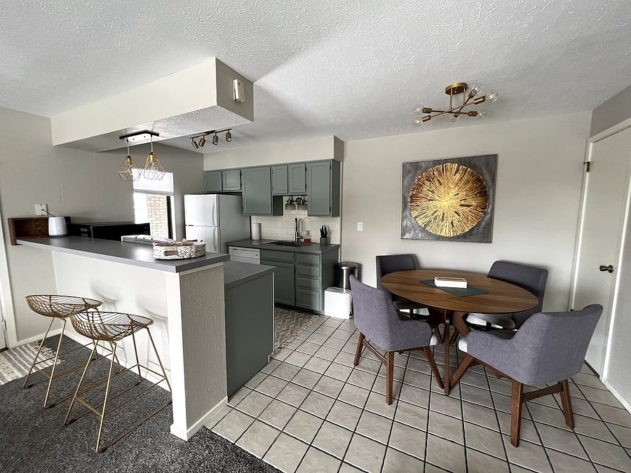 Furnished Finder property 370596_1 photo 4