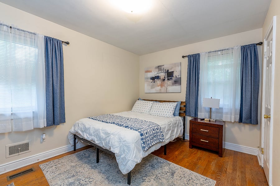 Furnished Finder property 370608_1 photo 3
